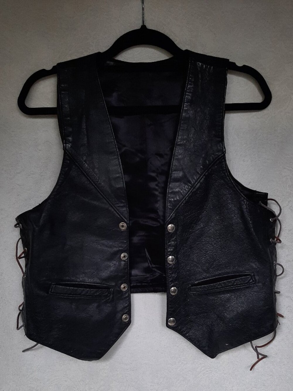 Leather Vest - Picture 2 of 6